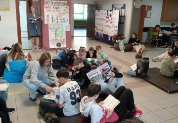 Akcja czytania książki
